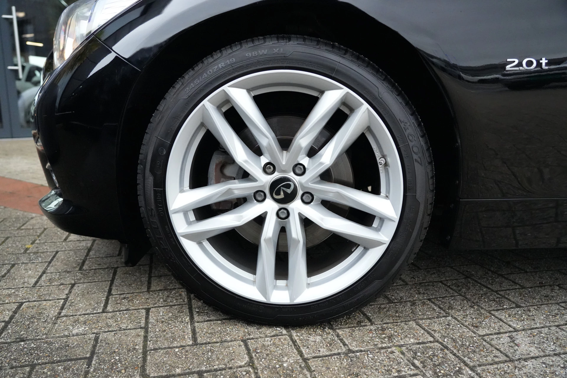 Hoofdafbeelding Infiniti Q