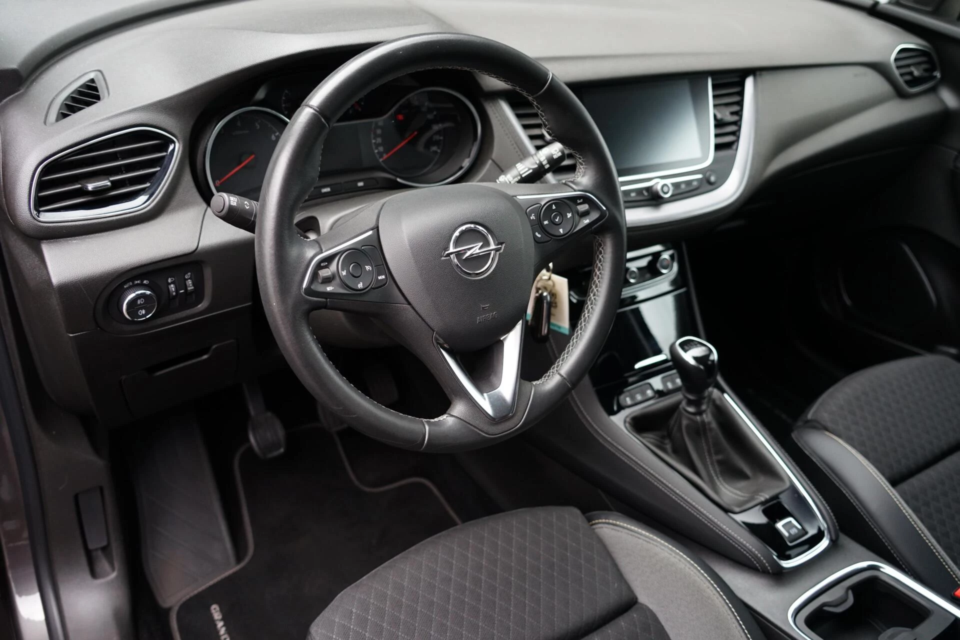 Hoofdafbeelding Opel Grandland X