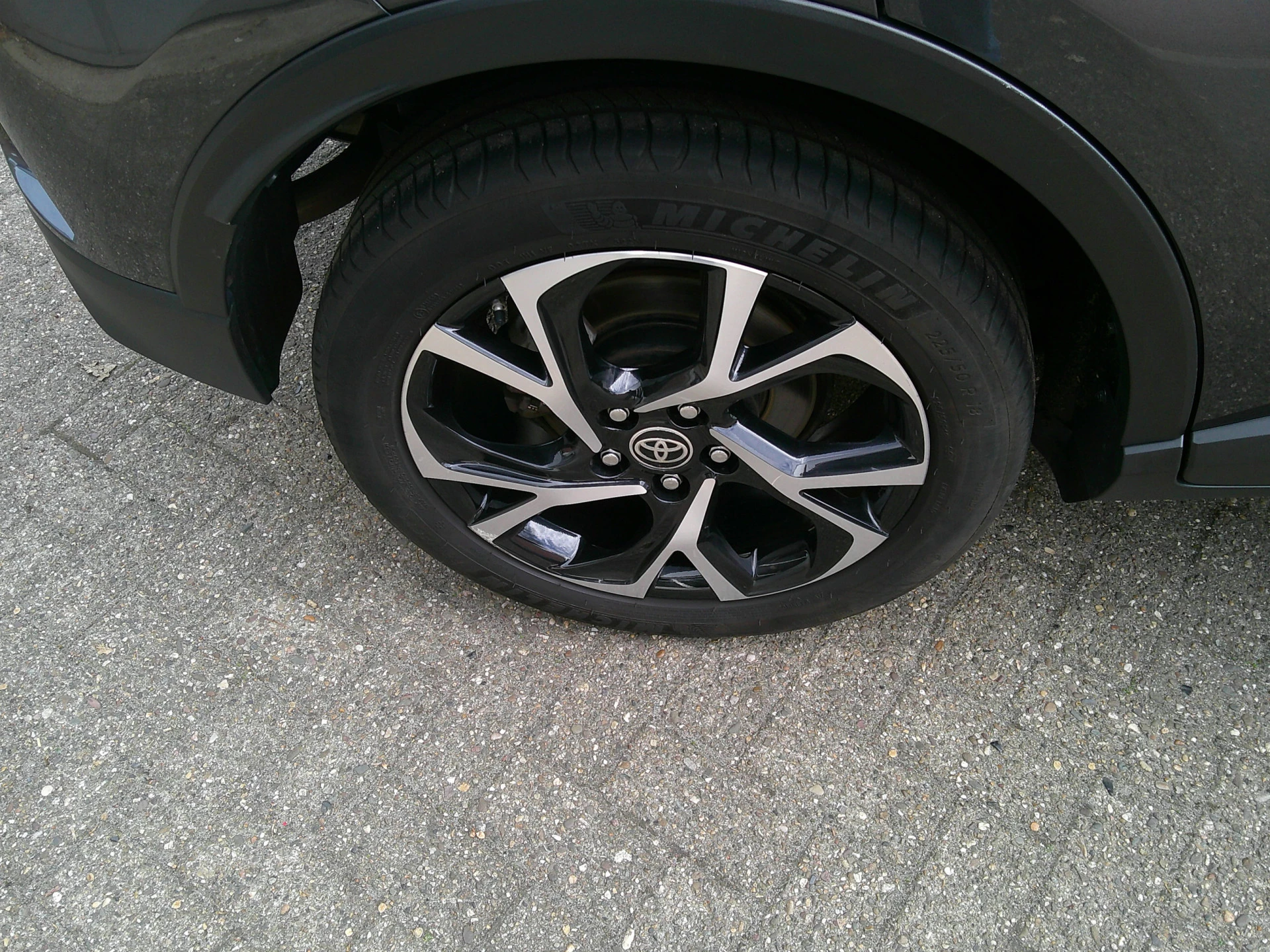 Hoofdafbeelding Toyota C-HR