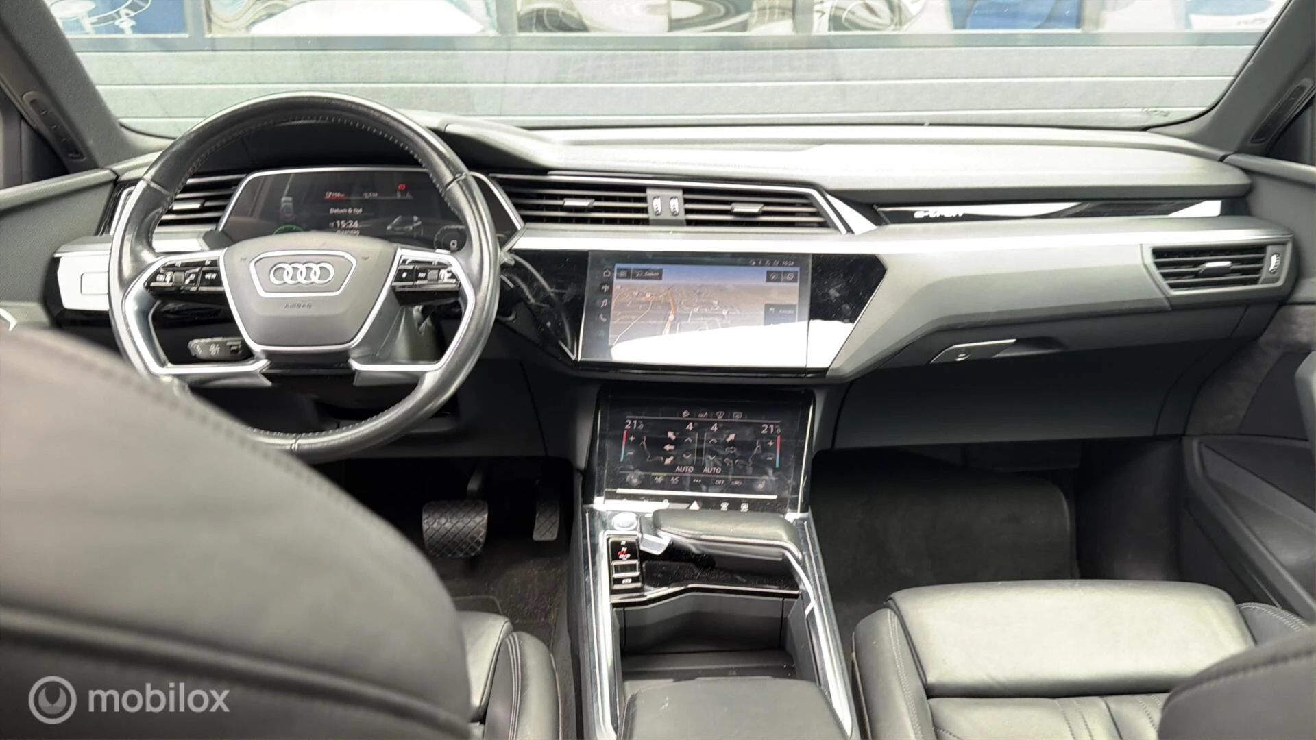 Hoofdafbeelding Audi e-tron