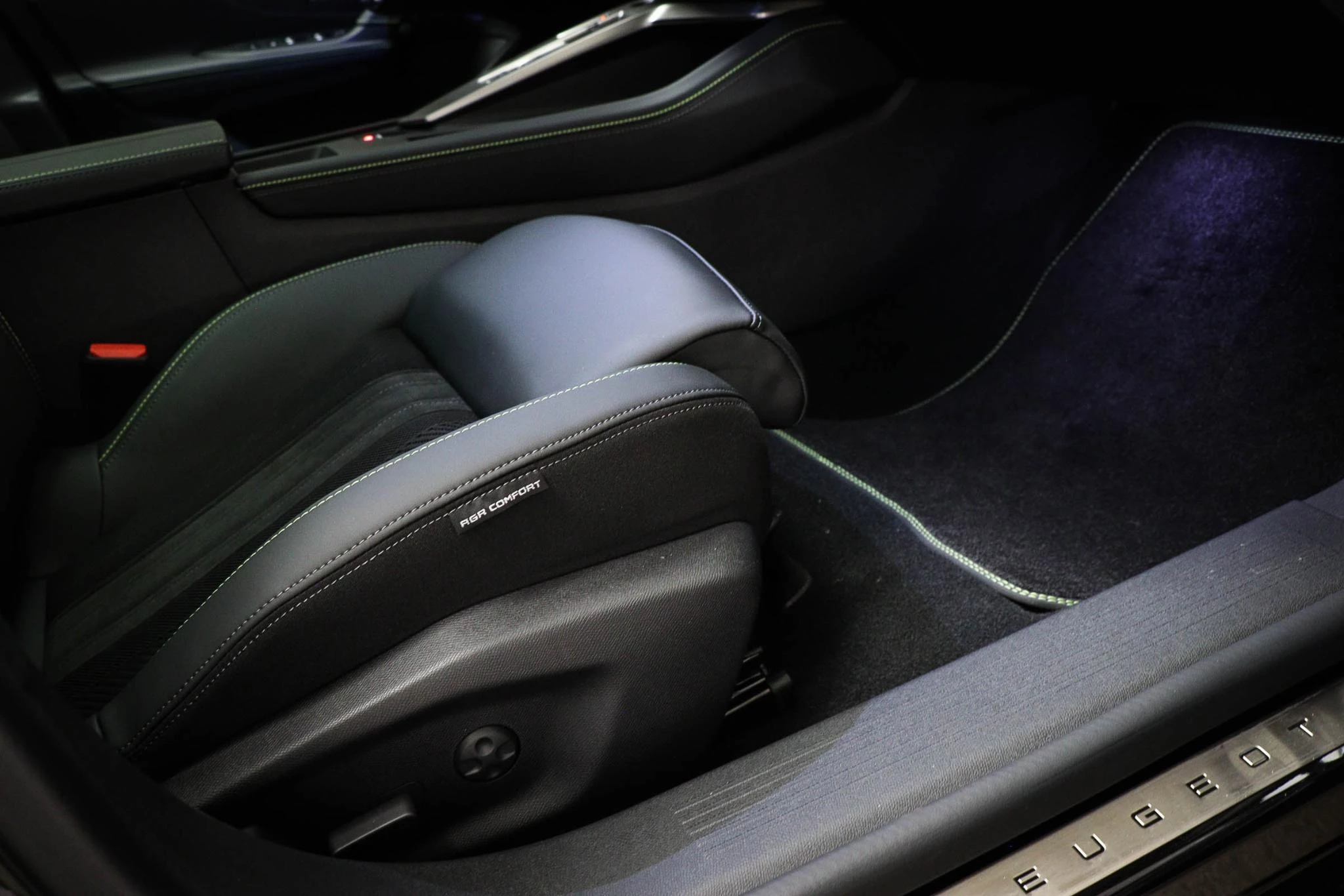 Hoofdafbeelding Peugeot 408