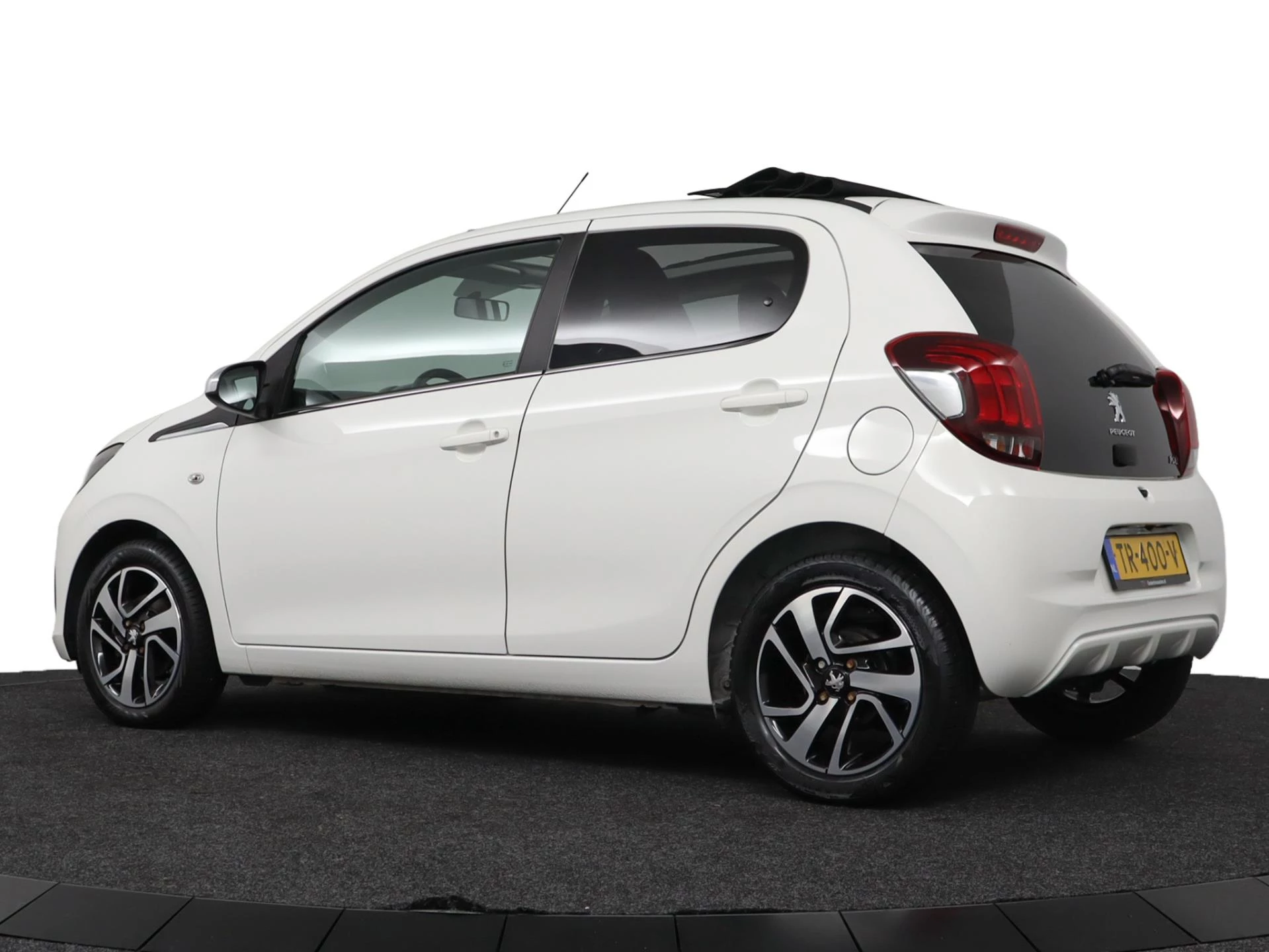 Hoofdafbeelding Peugeot 108
