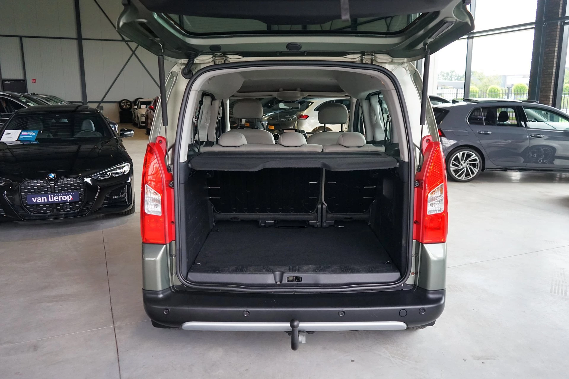 Hoofdafbeelding Peugeot Partner