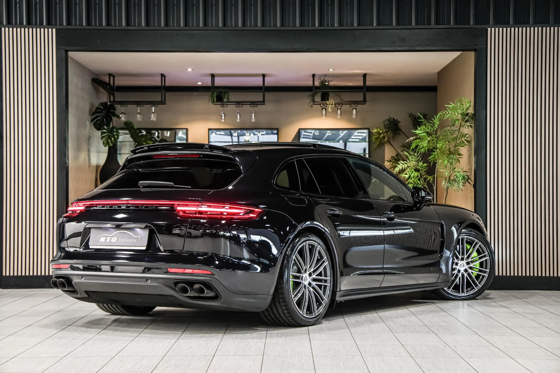 Hoofdafbeelding Porsche Panamera