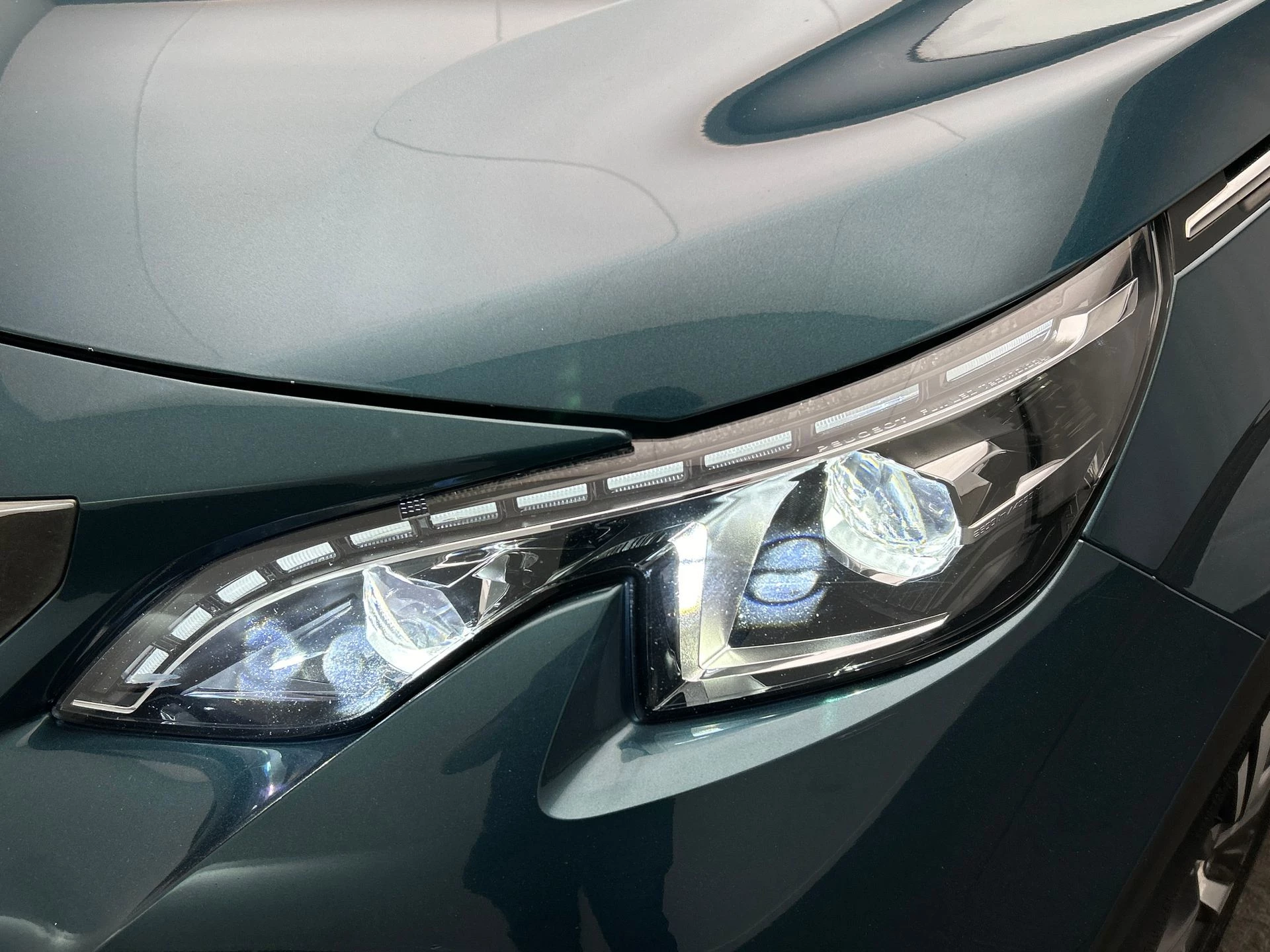 Hoofdafbeelding Peugeot 5008