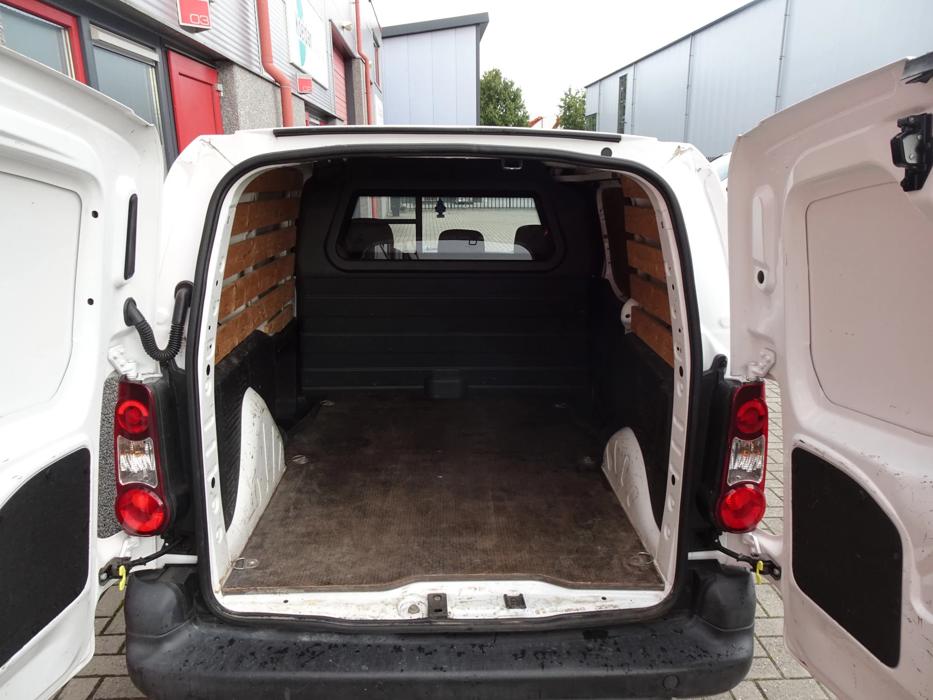 Hoofdafbeelding Peugeot Partner