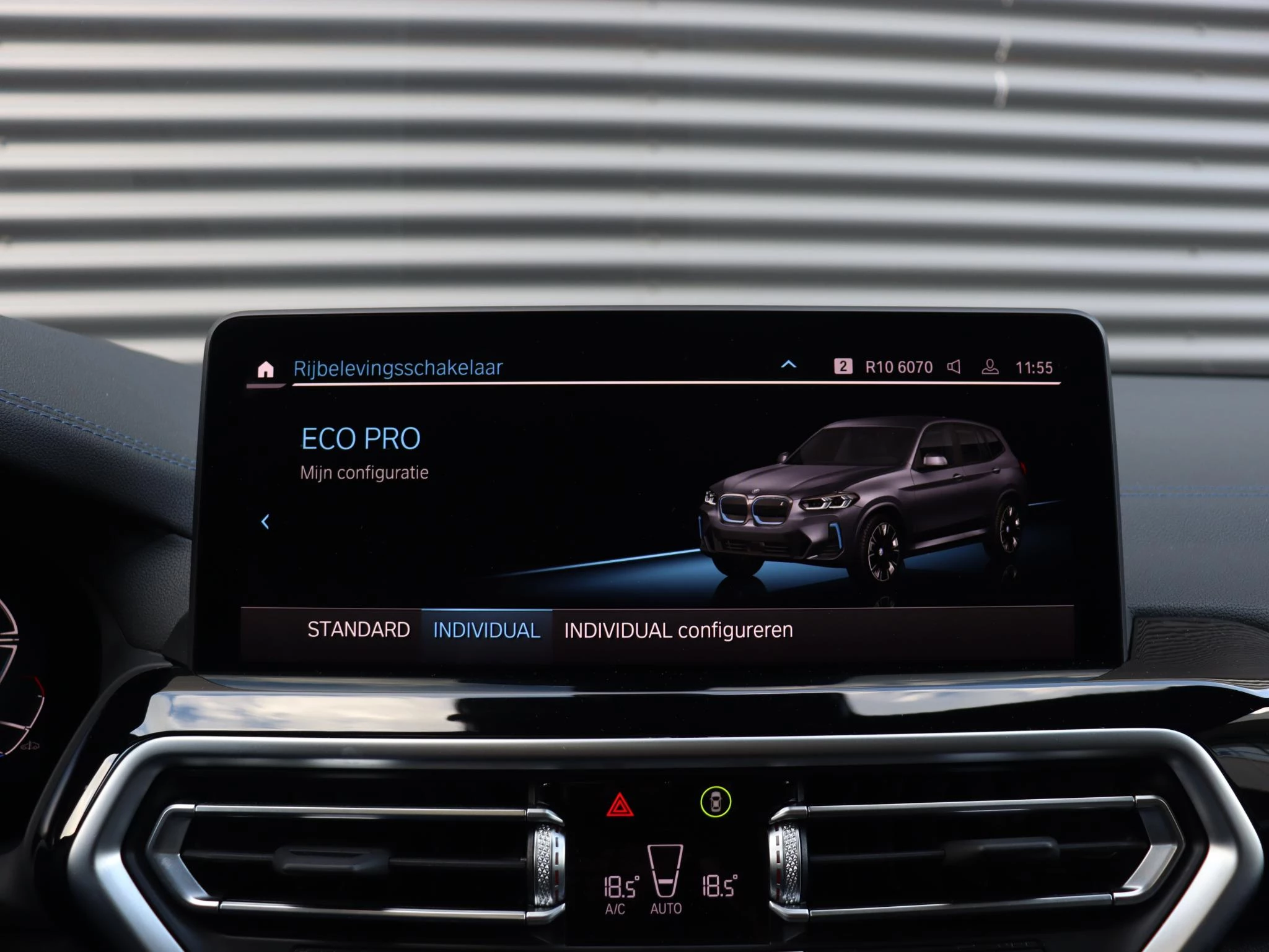 Hoofdafbeelding BMW iX3