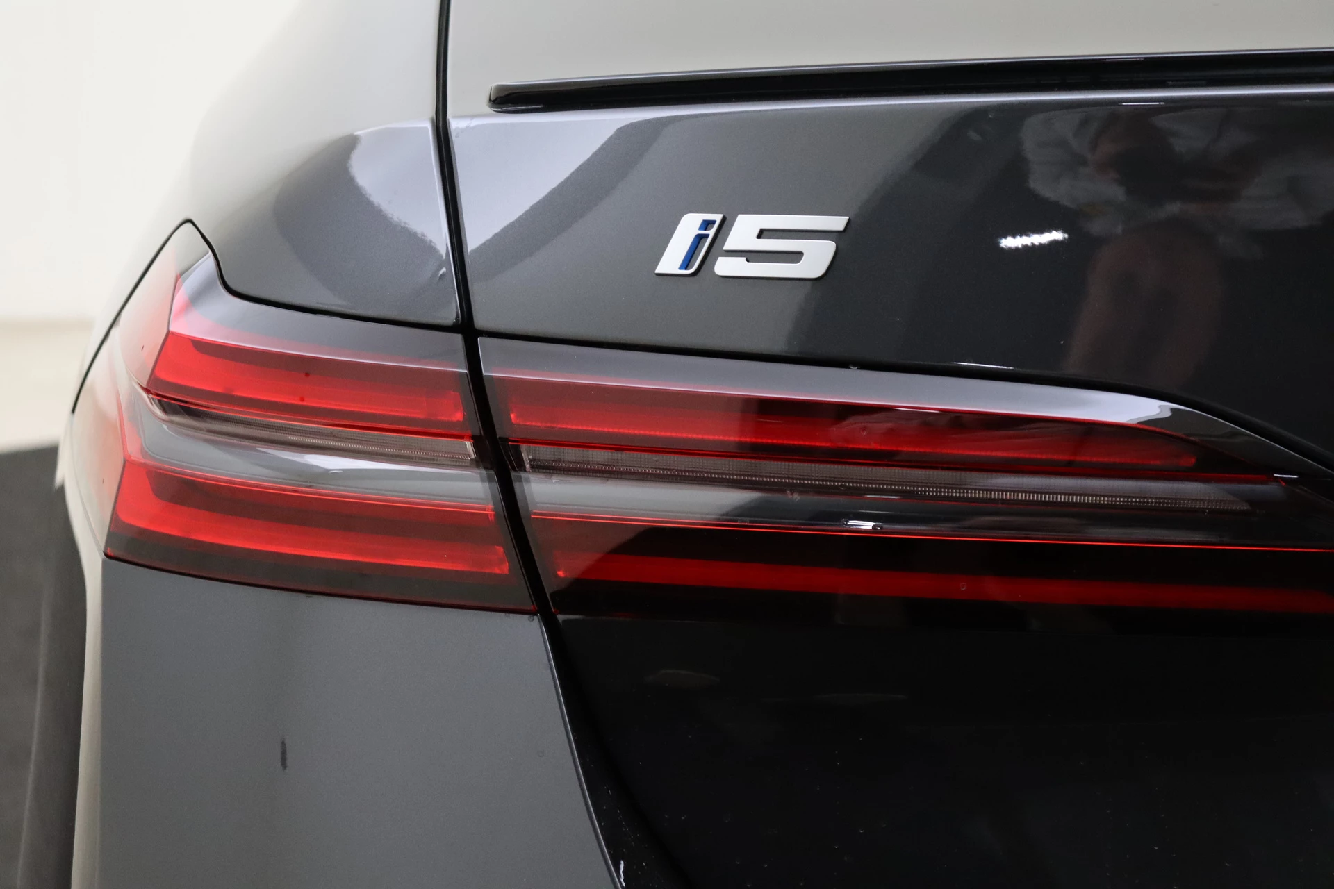 Hoofdafbeelding BMW i5