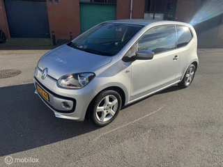 Volkswagen Up! 1.0 high up! All-in prijs. Nette auto!