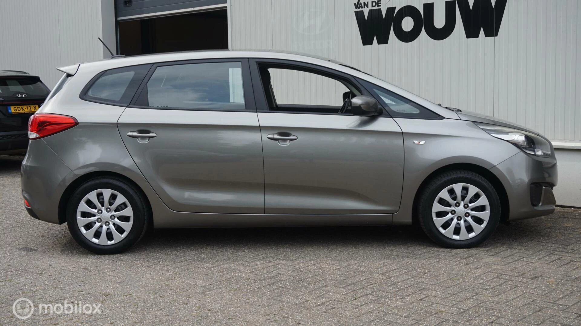 Hoofdafbeelding Kia Carens