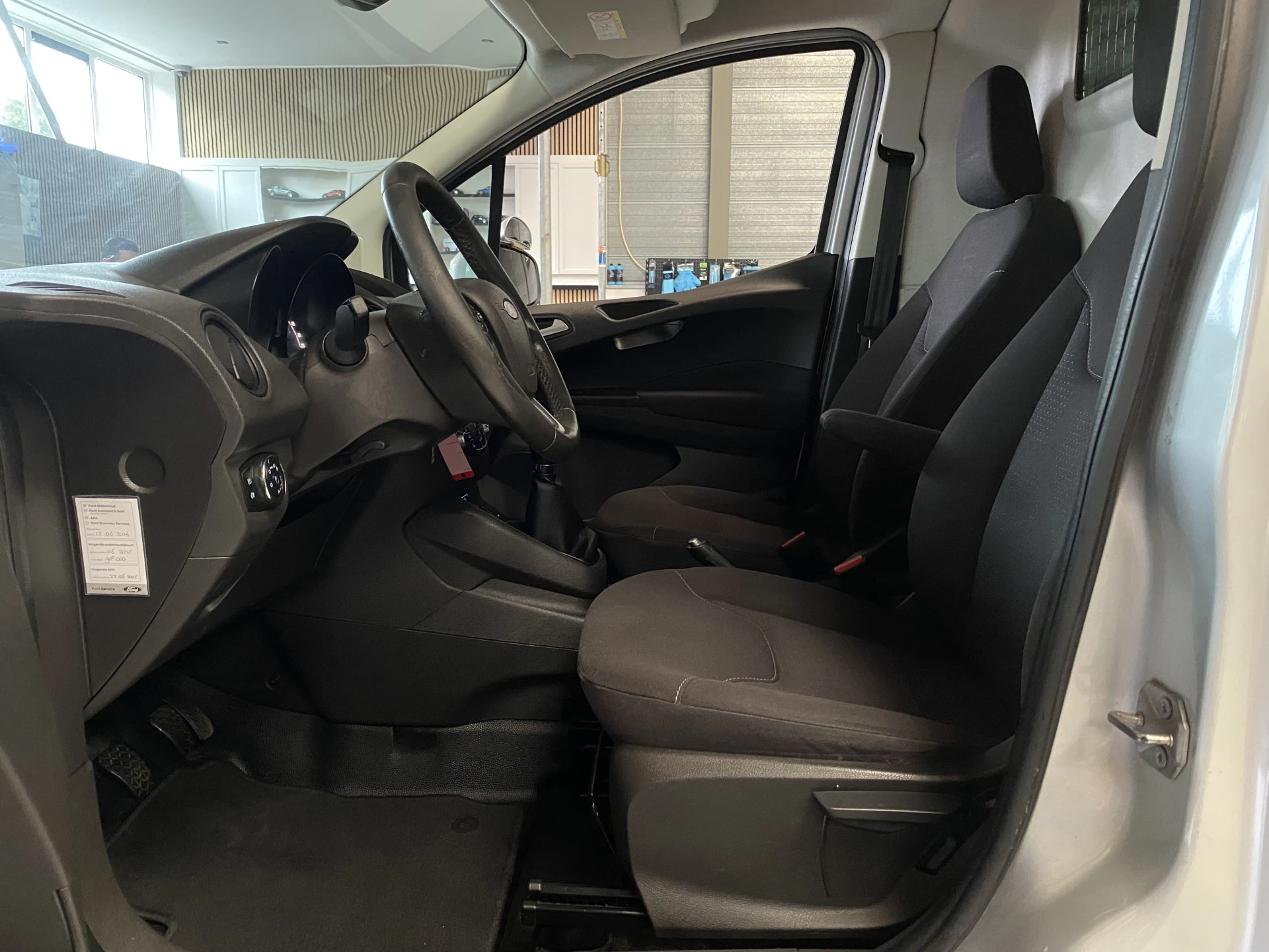 Hoofdafbeelding Ford Transit Courier