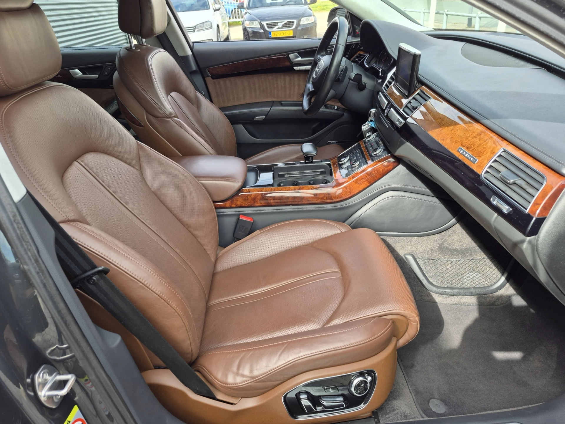 Hoofdafbeelding Audi A8