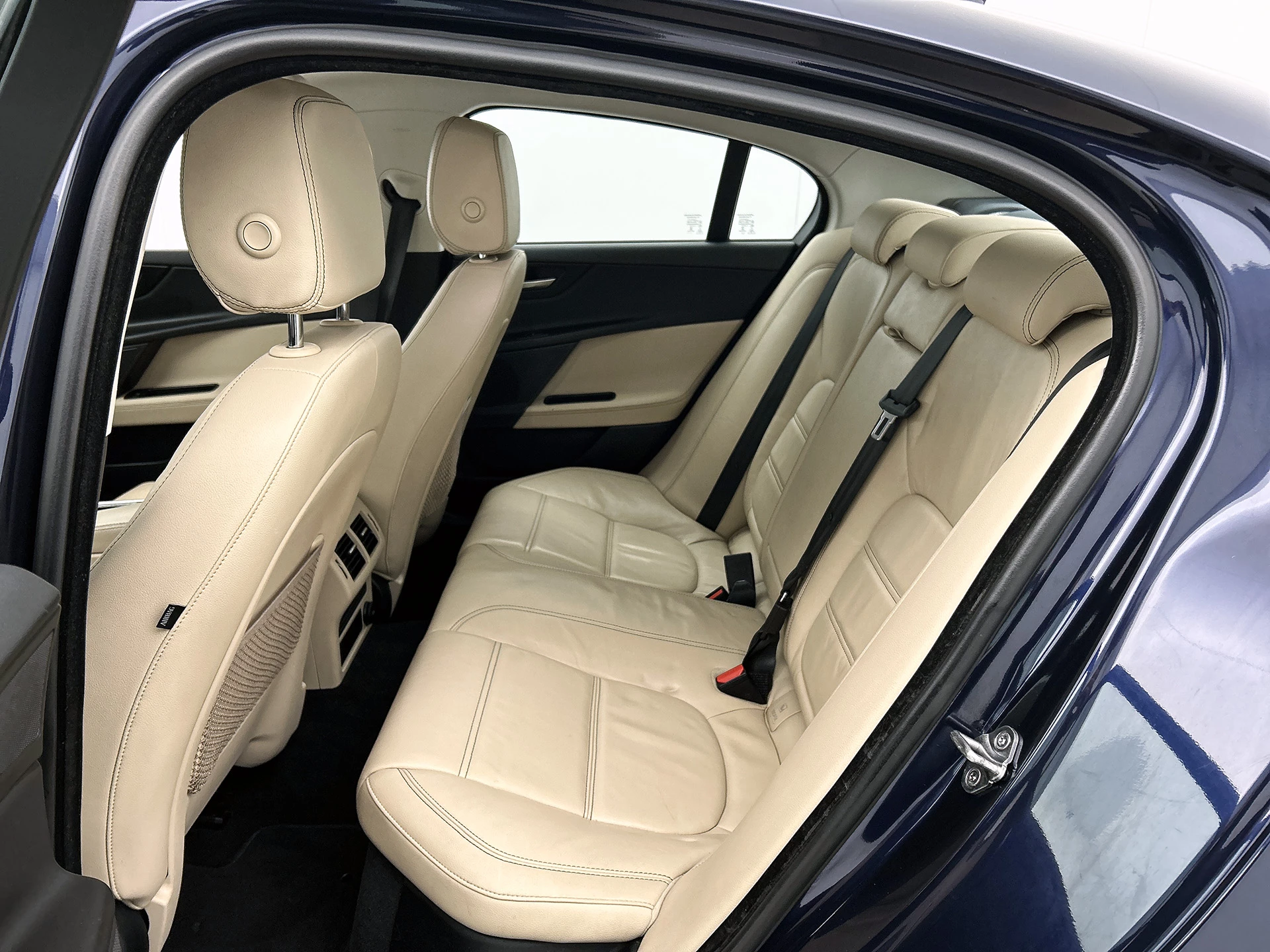 Hoofdafbeelding Jaguar XE