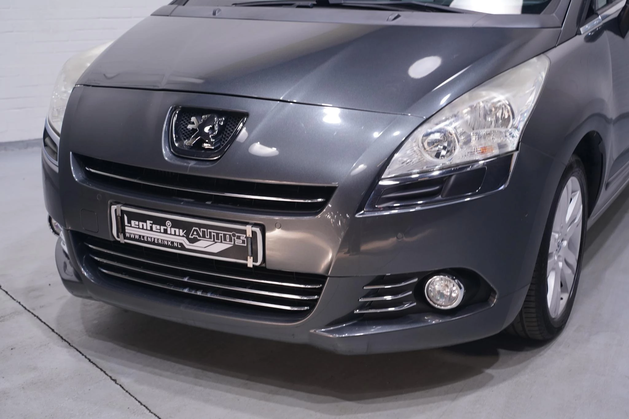 Hoofdafbeelding Peugeot 5008