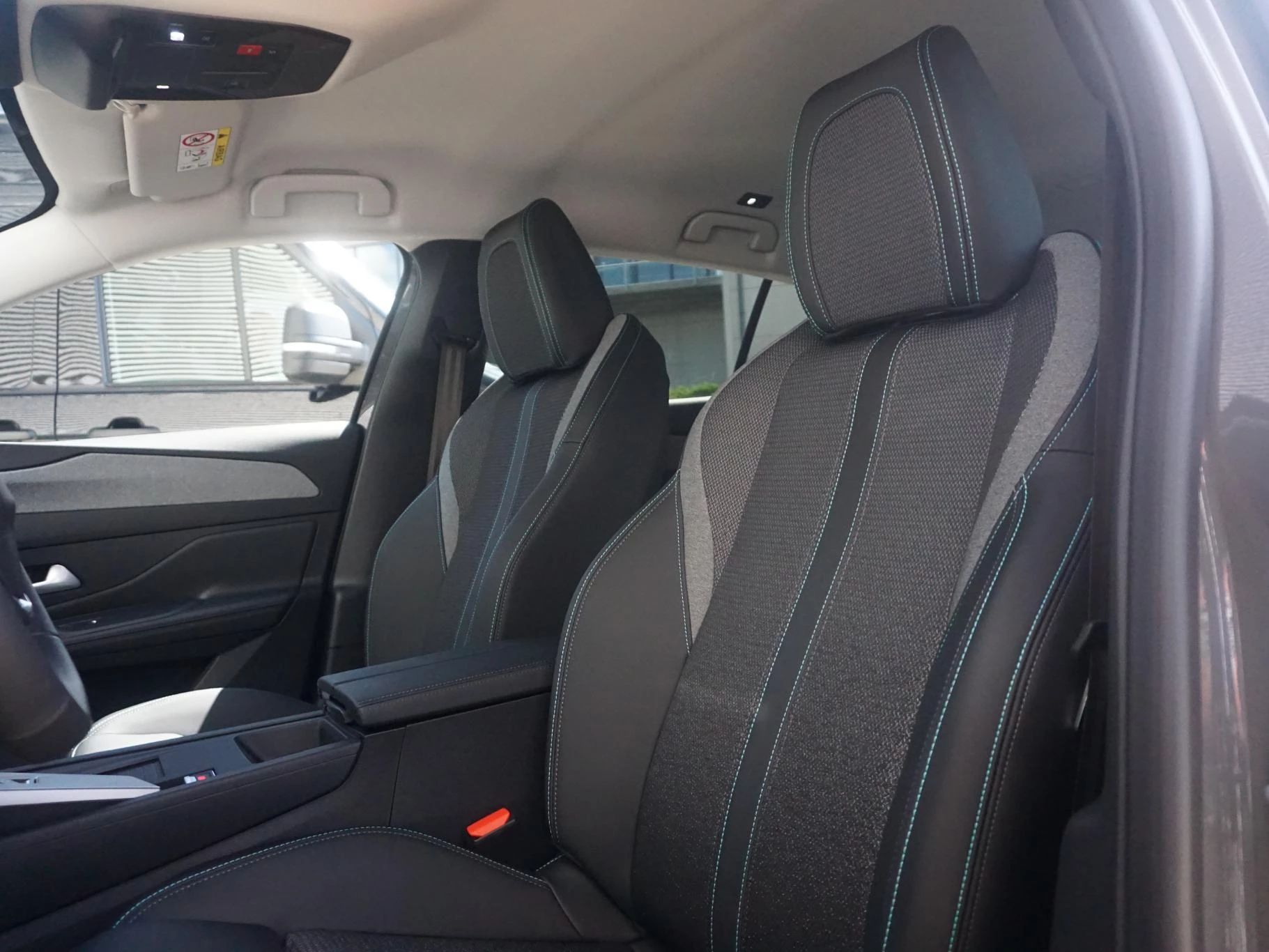 Hoofdafbeelding Peugeot 408