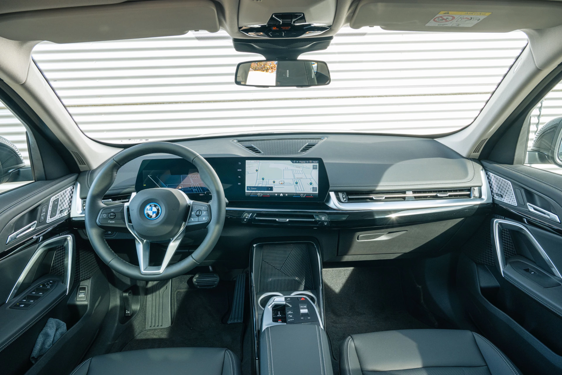 Hoofdafbeelding BMW iX1
