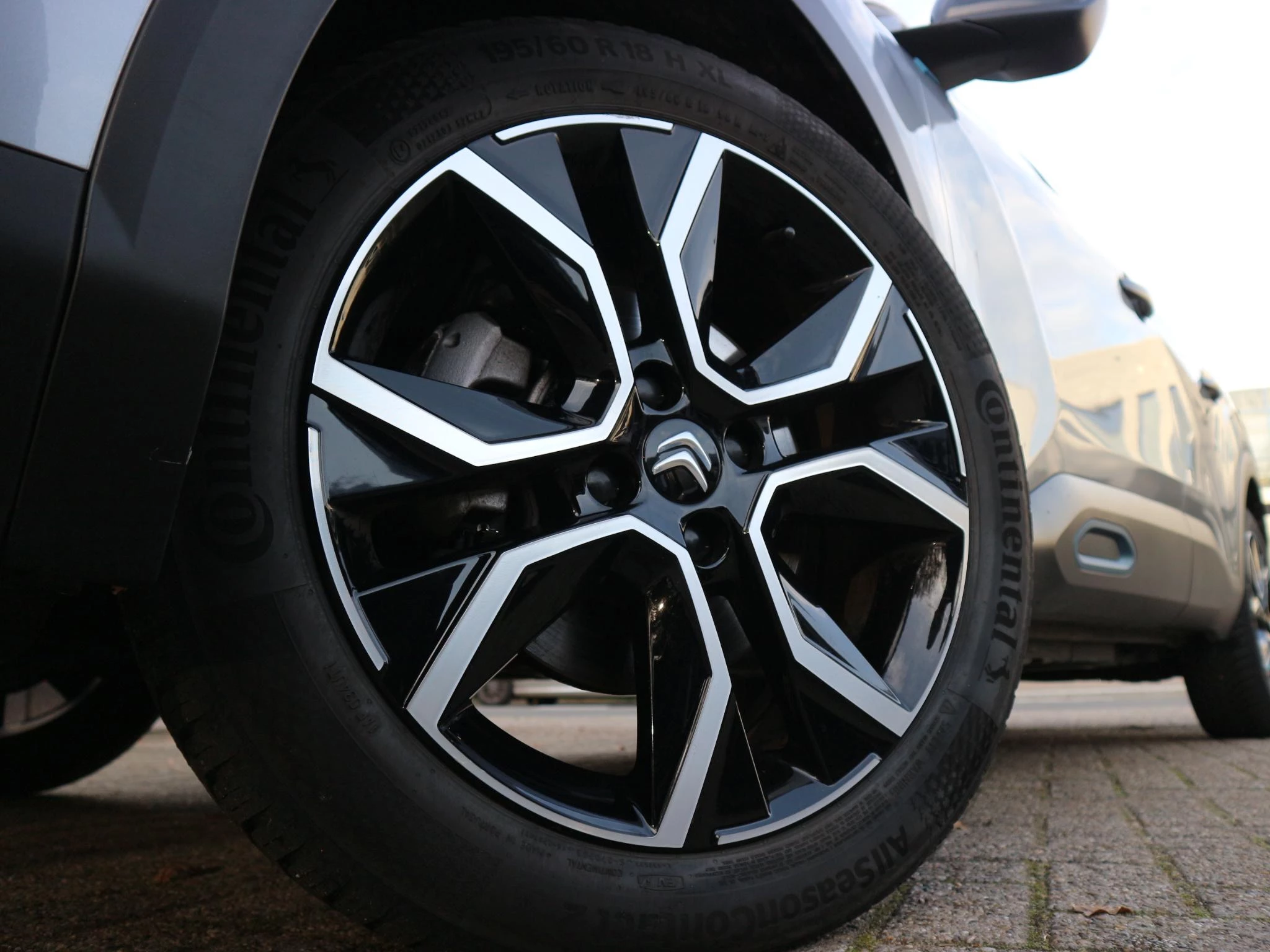 Hoofdafbeelding Citroën ë-C4 X