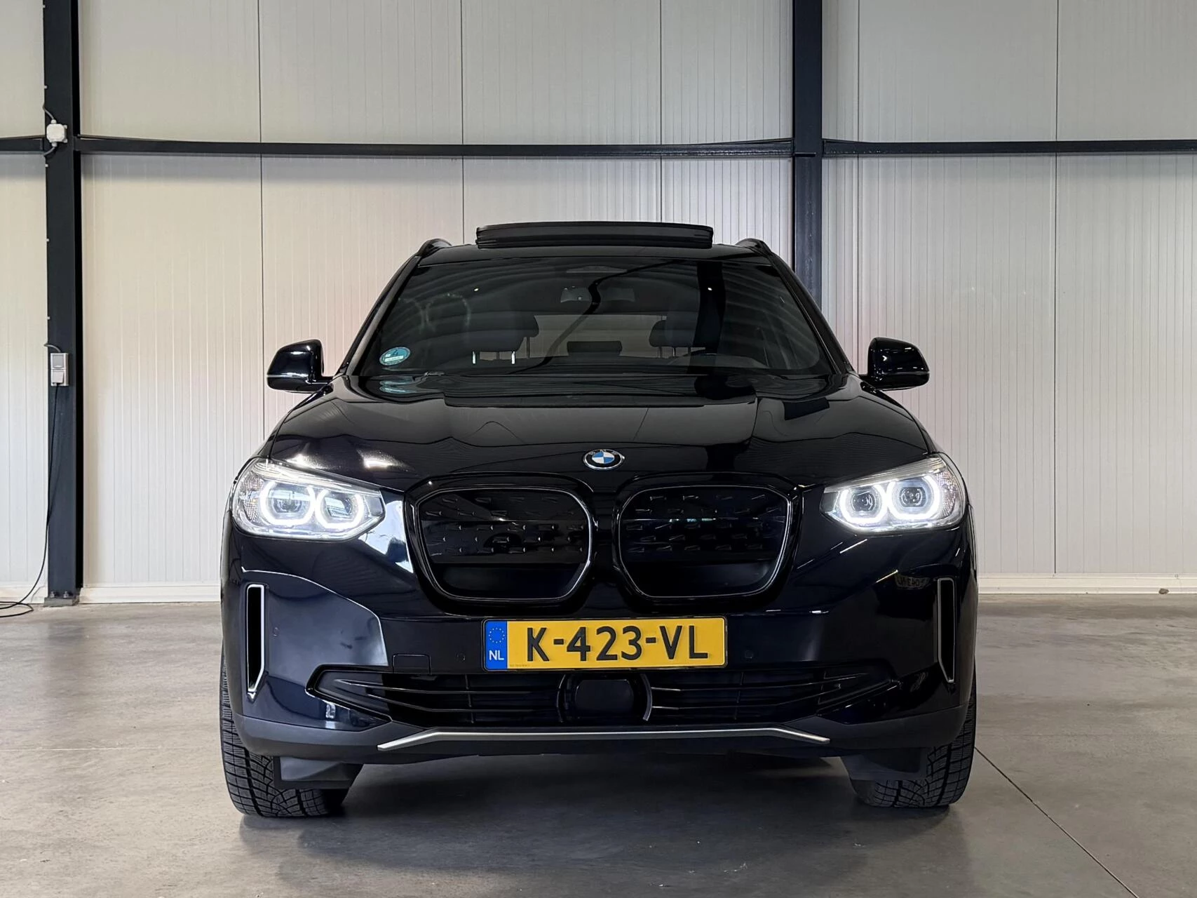 Hoofdafbeelding BMW iX3