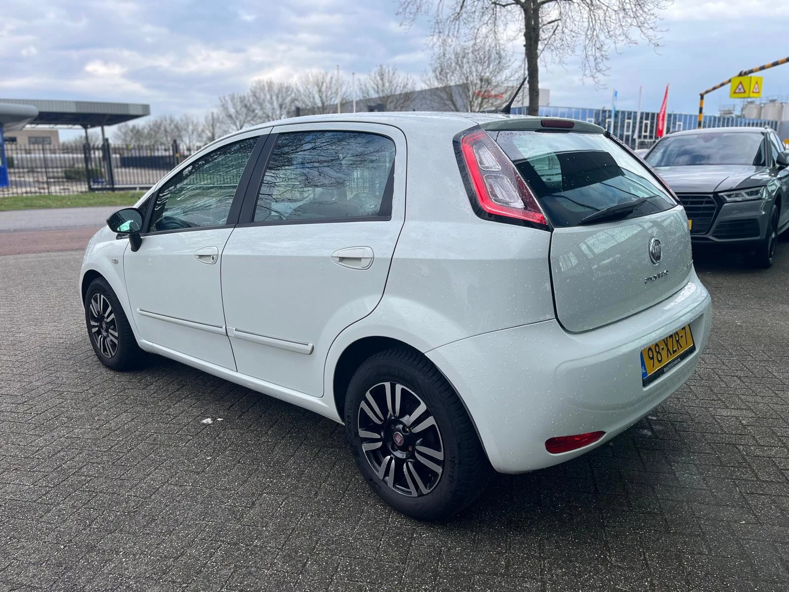 Hoofdafbeelding Fiat Punto