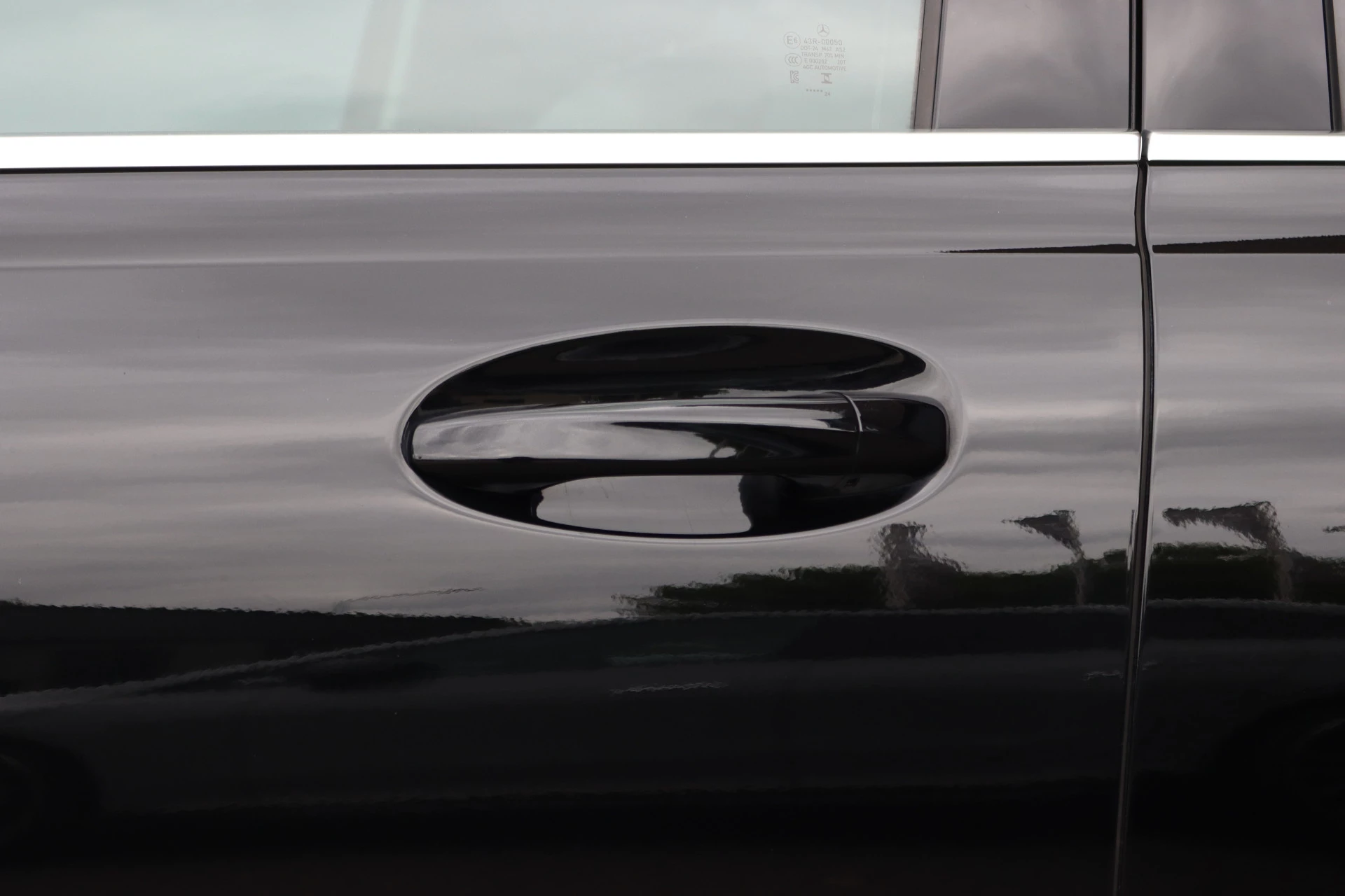 Hoofdafbeelding Mercedes-Benz EQB