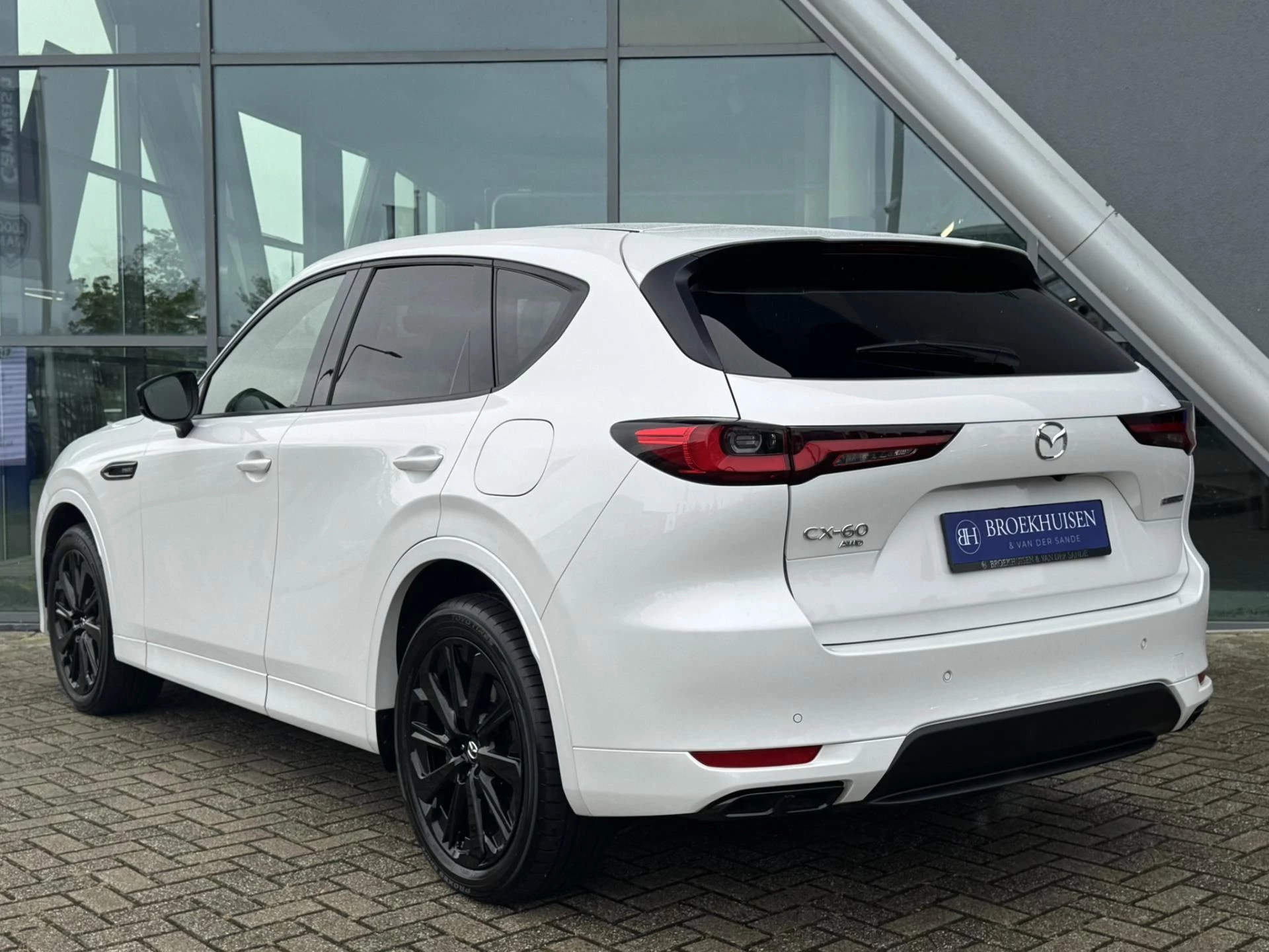 Hoofdafbeelding Mazda CX-60