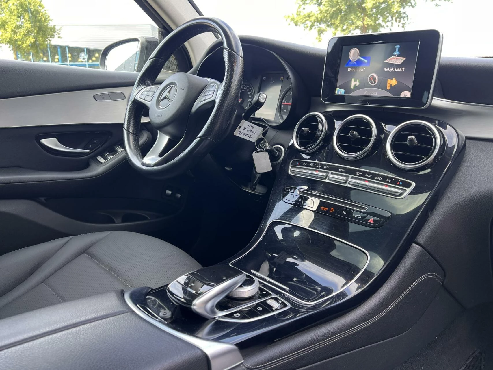 Hoofdafbeelding Mercedes-Benz GLC
