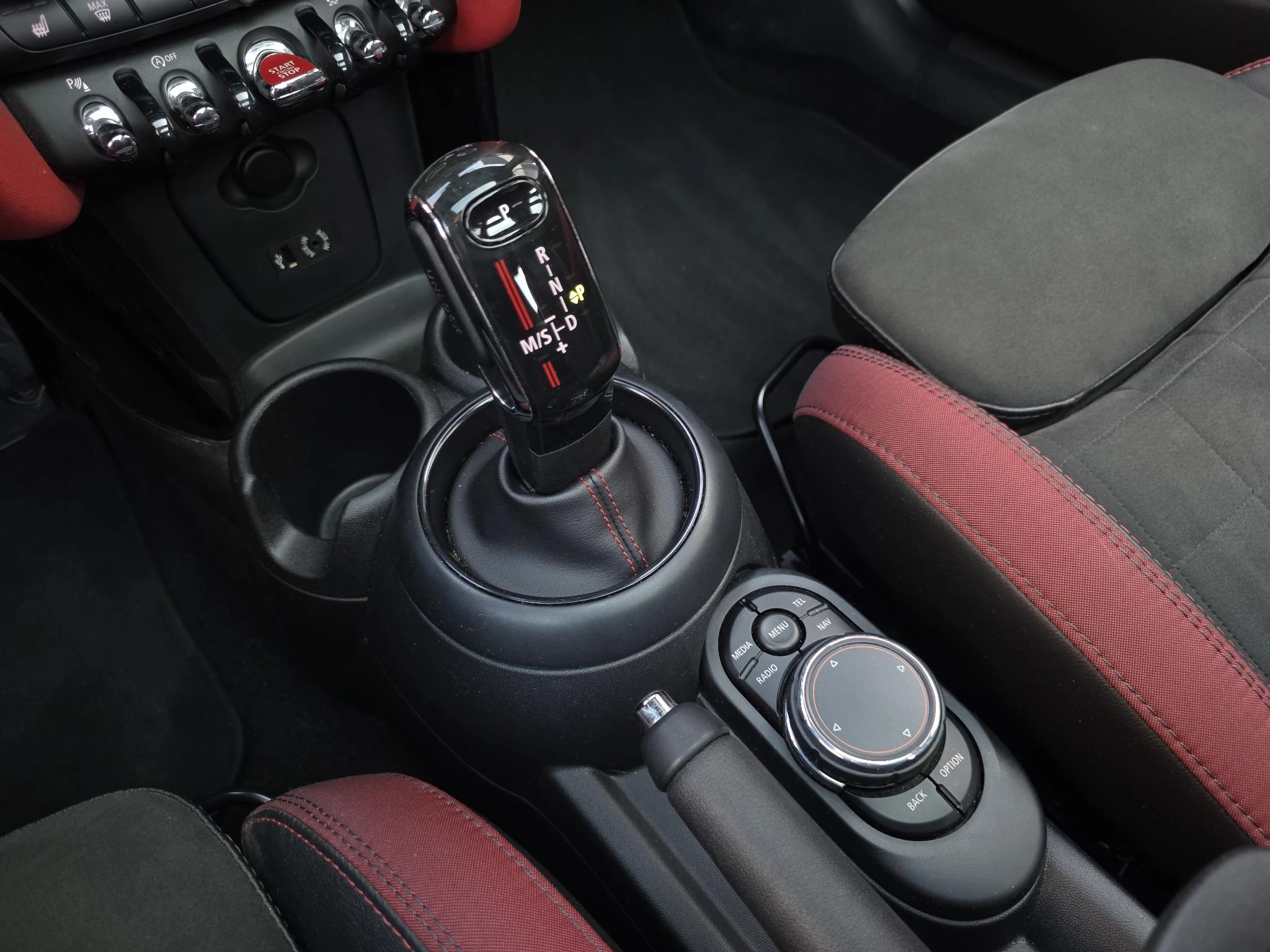Hoofdafbeelding MINI Cooper
