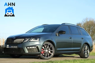 Hoofdafbeelding Škoda Octavia Skoda Octavia Combi 2.0 TSI RS / 230PK! / DSG / Canton / ACC / Black Optic / Camera / 18"!