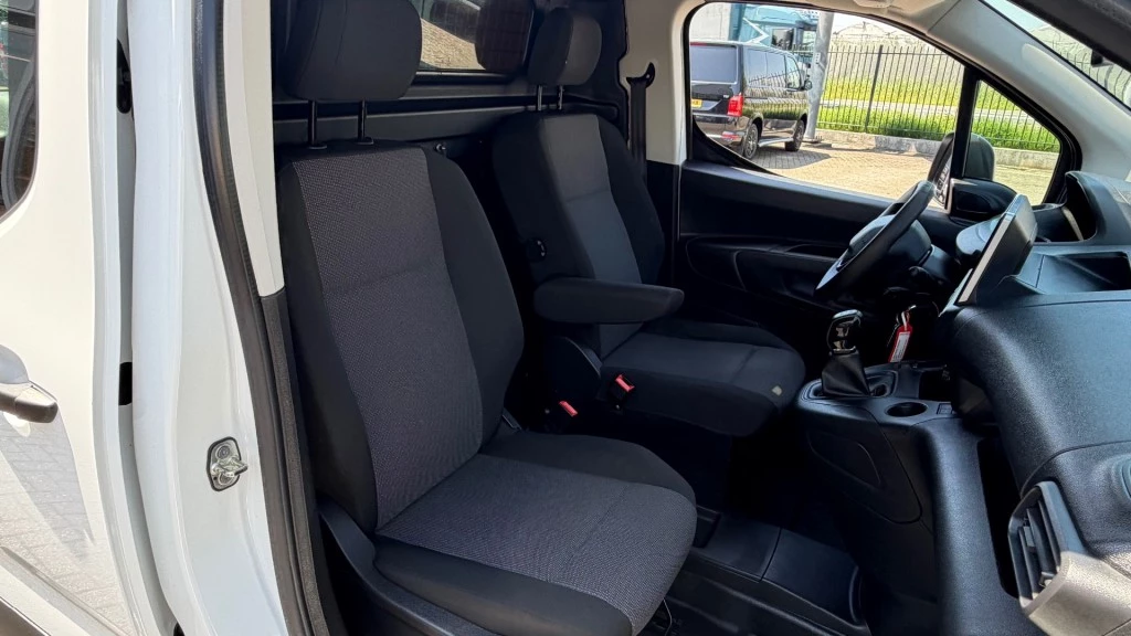 Hoofdafbeelding Peugeot Partner