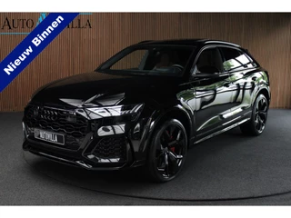 Hoofdafbeelding Audi RSQ8 Audi RSQ8 4.0 TFSI B&O HUD Carbon ACC Panodak Leder Keyless Climate (4-zone) Elektr. bedienbaar achterklep Keyless Stoelventilatie Stoelverwarming Sportstoelen Plus Matrix LED LM velgen 23 inch BTW auto