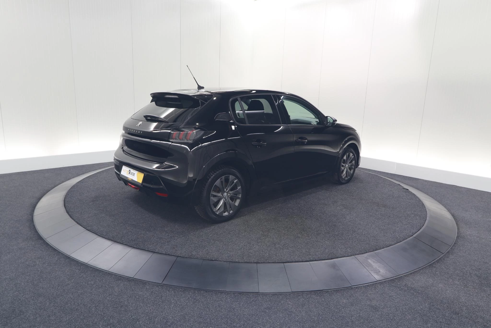Hoofdafbeelding Peugeot e-208