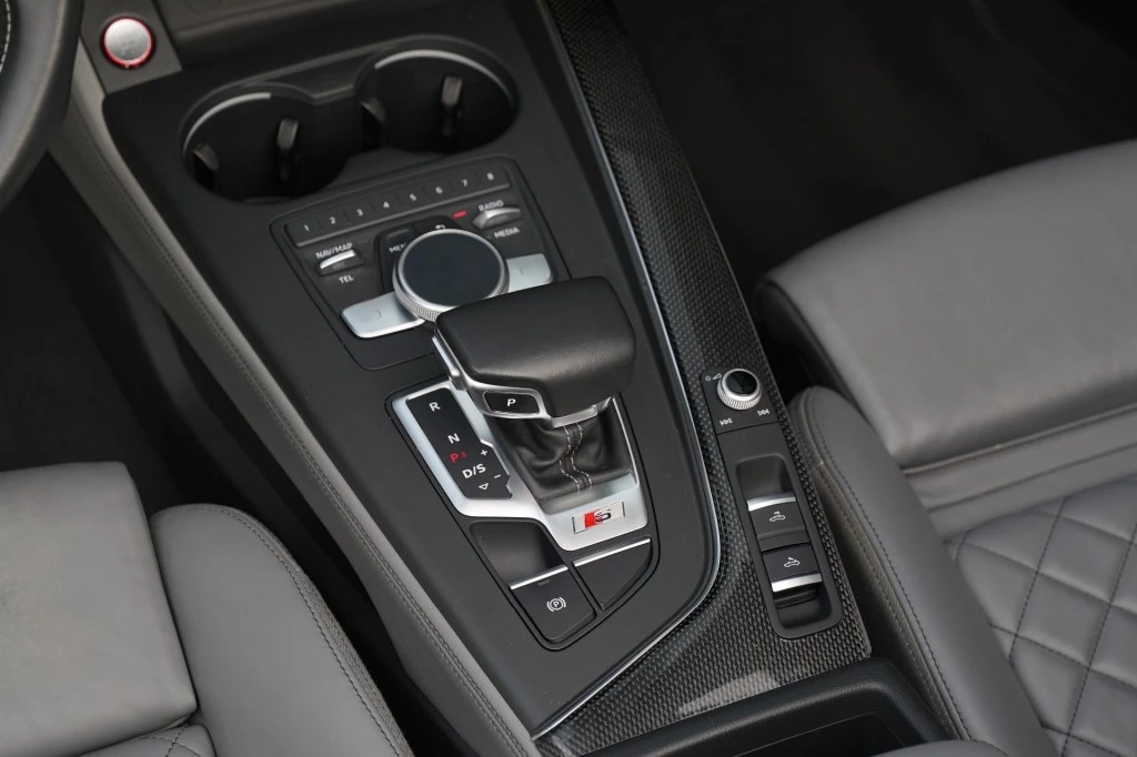 Hoofdafbeelding Audi S5