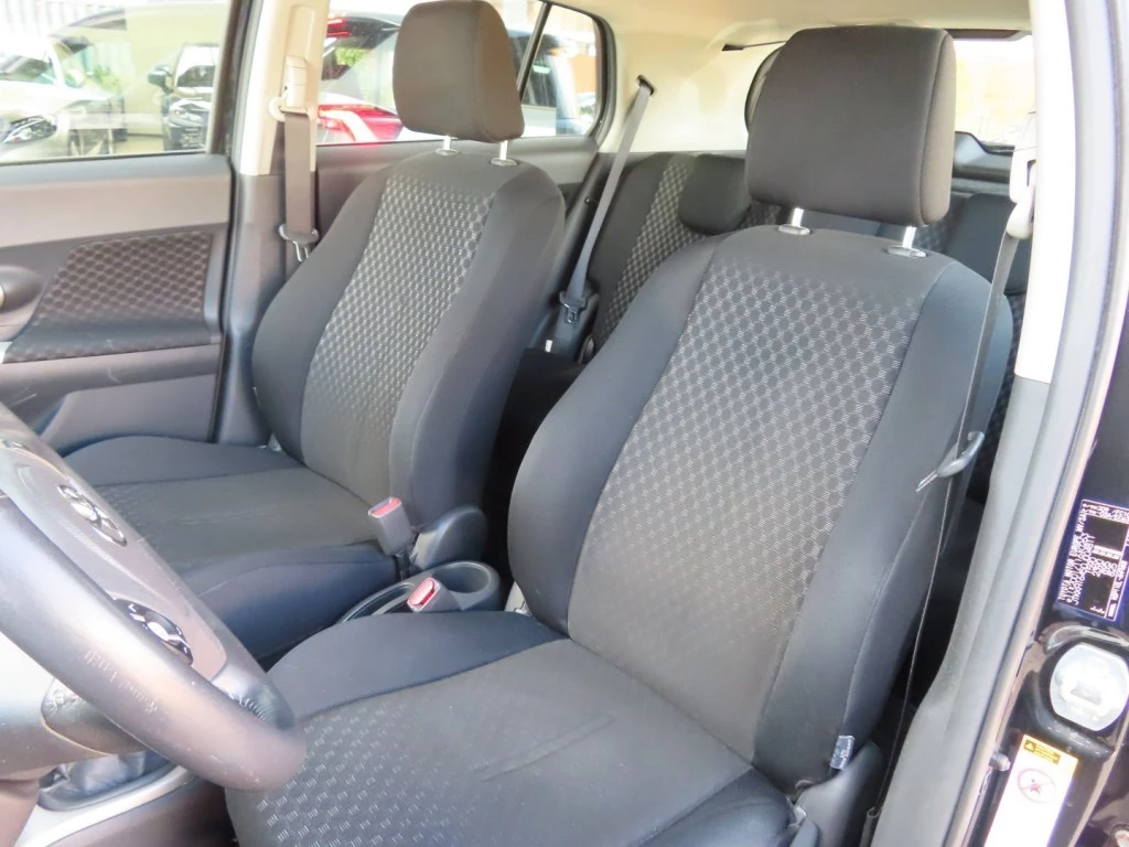 Hoofdafbeelding Toyota Urban Cruiser