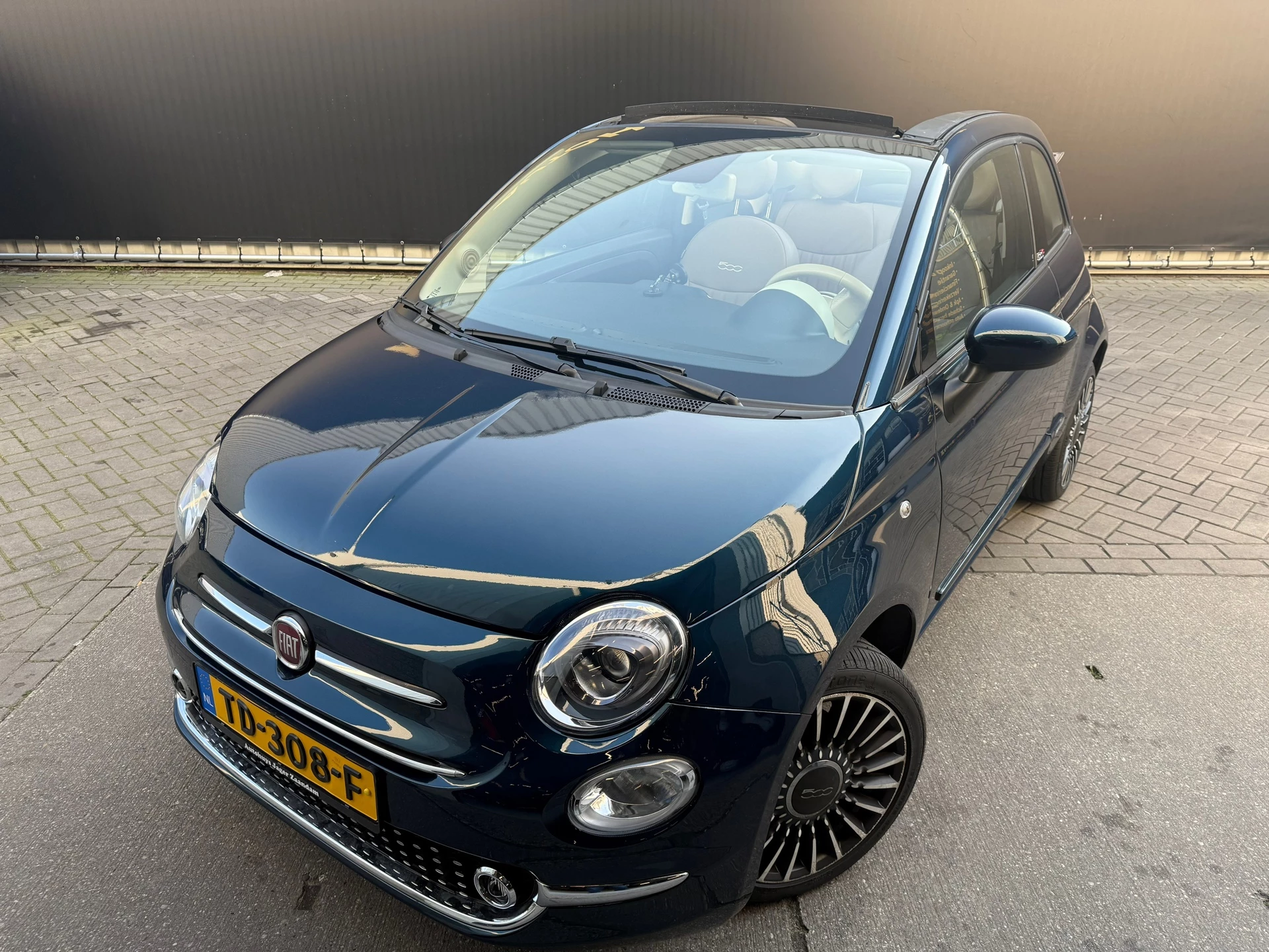 Hoofdafbeelding Fiat 500C