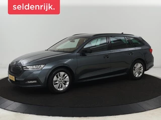 Skoda Octavia 1.0 e-TSI Sport | Trekhaak | Carplay | Navigatie |  Sportstoelen | Sfeerverlichting | Full LED | Parkeerhulp | Climate control | Verwarmde voorruit