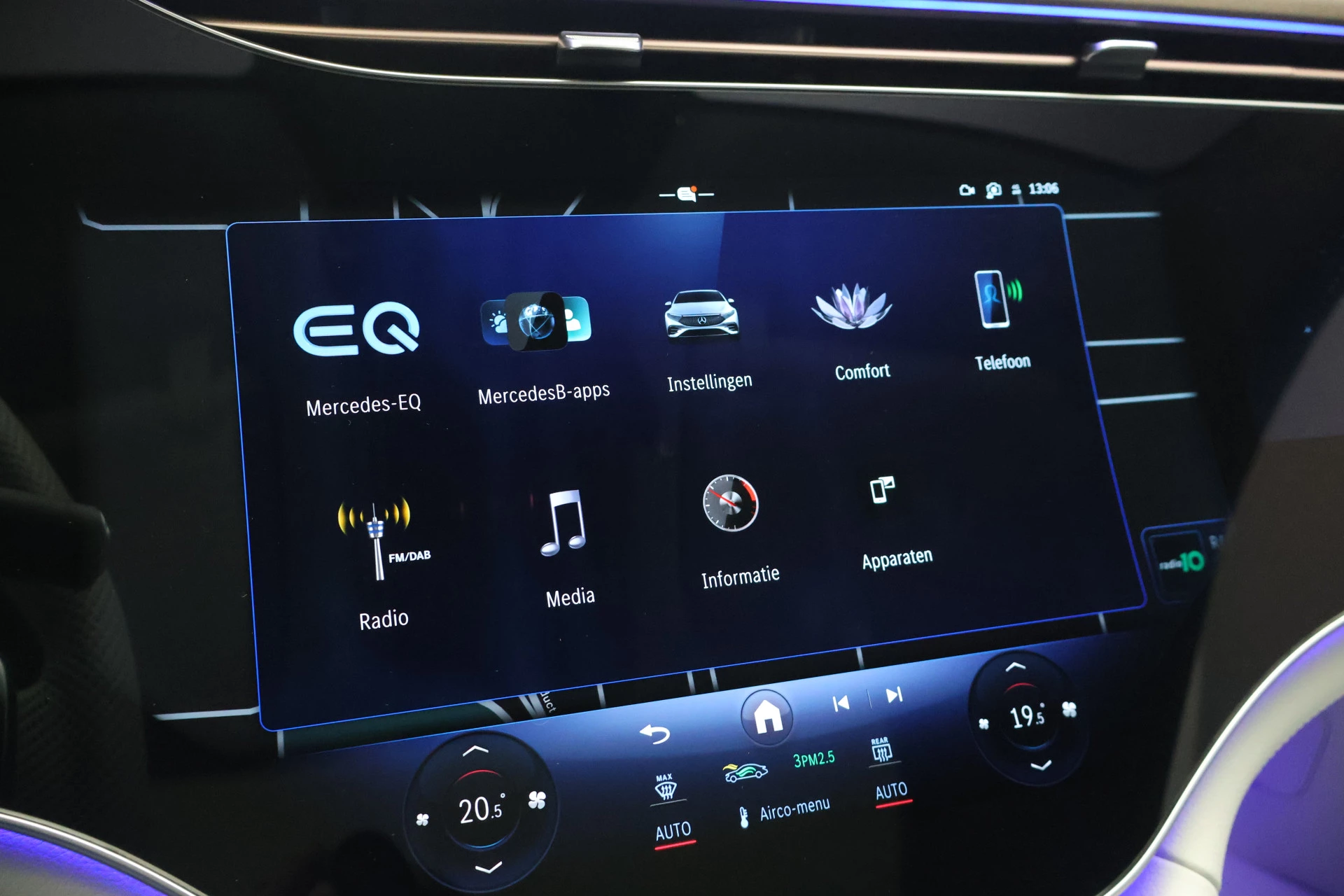 Hoofdafbeelding Mercedes-Benz EQS