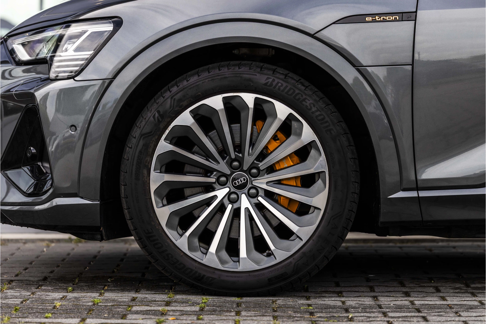 Hoofdafbeelding Audi e-tron