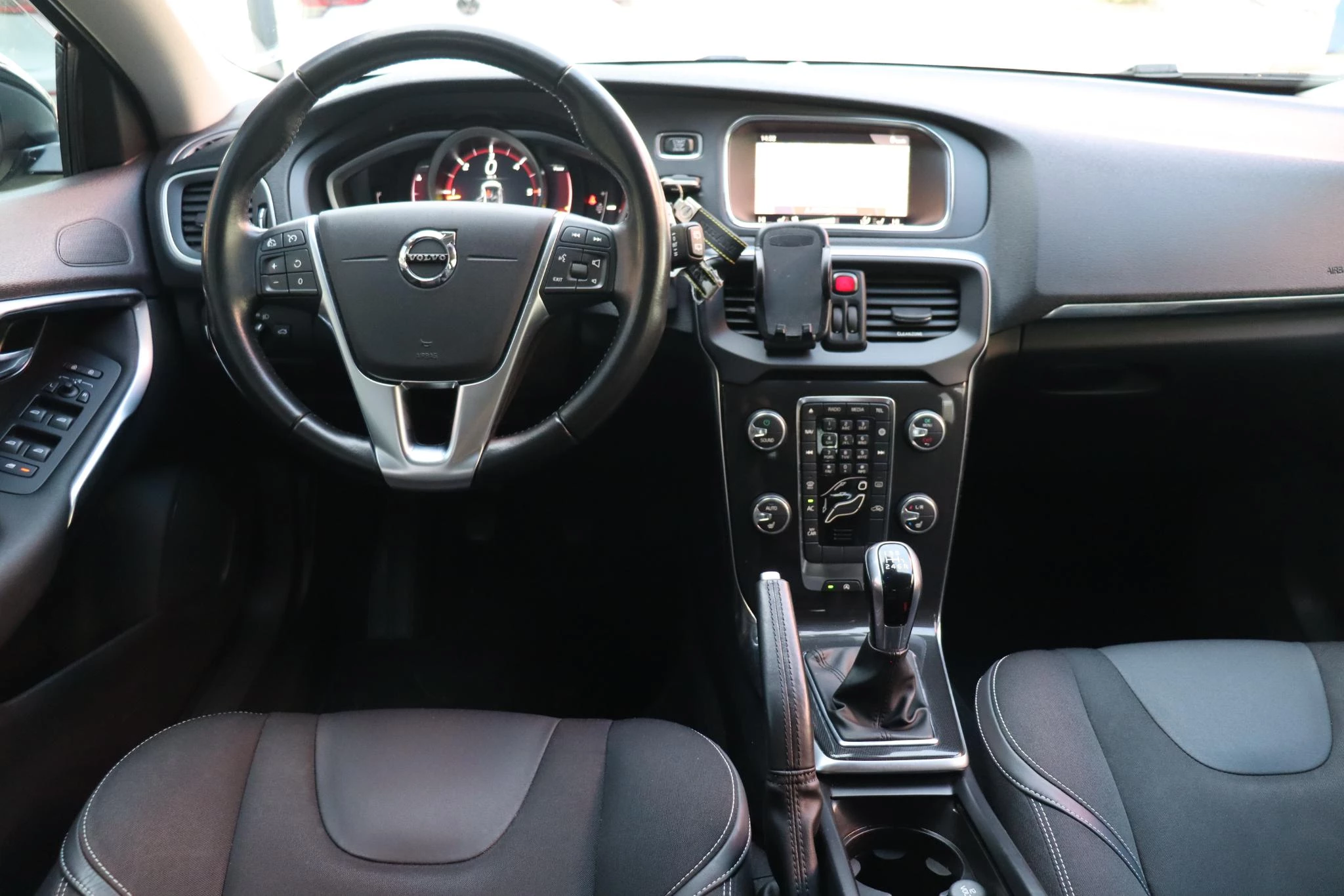 Hoofdafbeelding Volvo V40