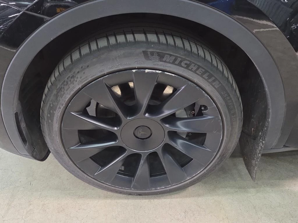 Hoofdafbeelding Tesla Model Y