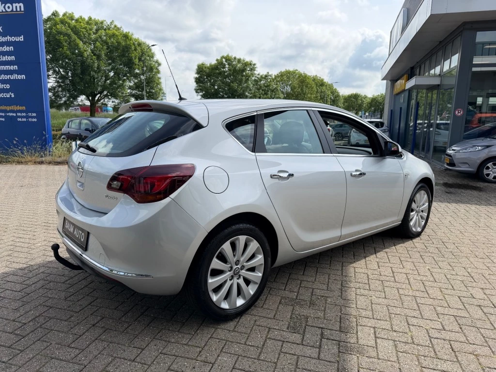 Hoofdafbeelding Opel Astra