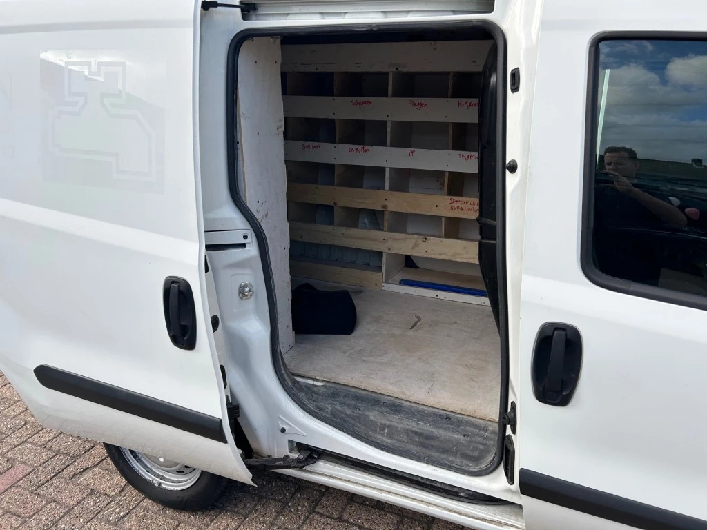 Hoofdafbeelding Opel Combo