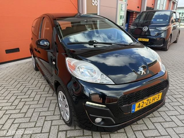 Hoofdafbeelding Peugeot 107