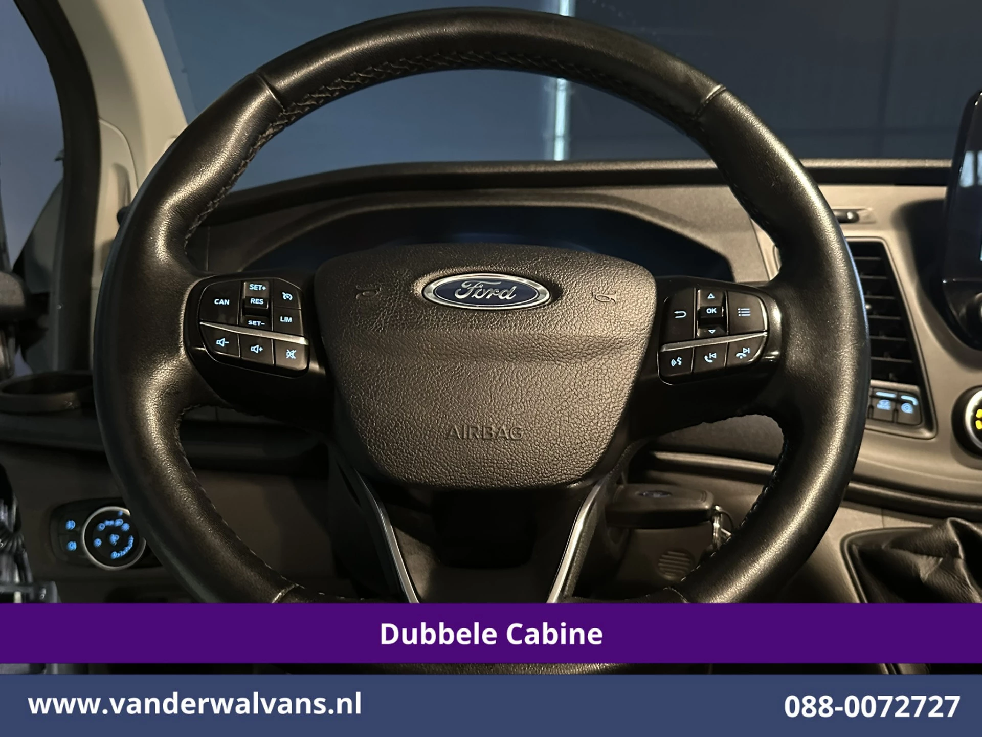 Hoofdafbeelding Ford Transit Custom