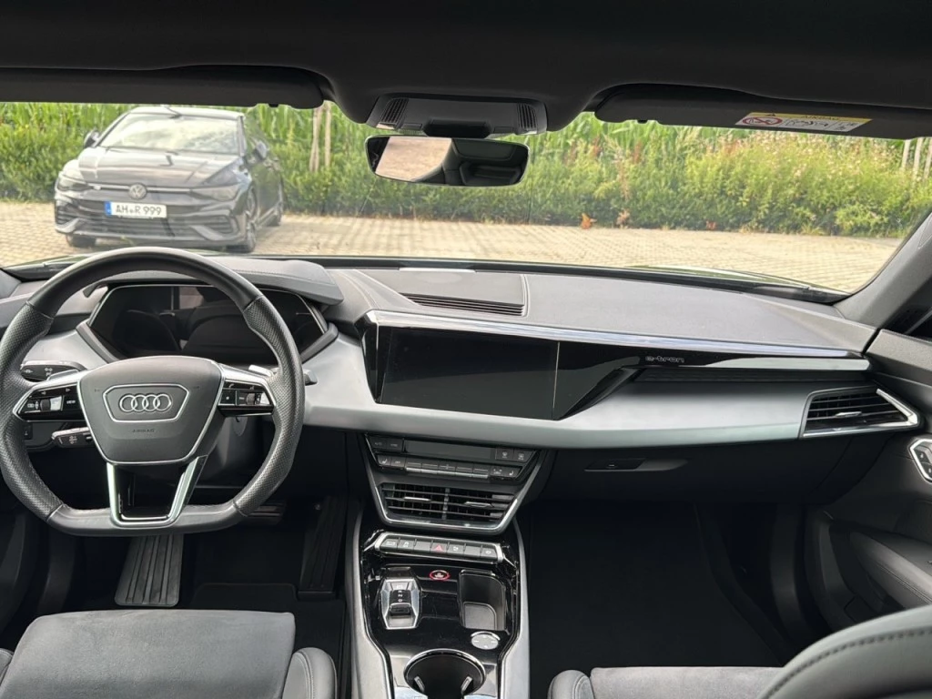 Hoofdafbeelding Audi e-tron GT