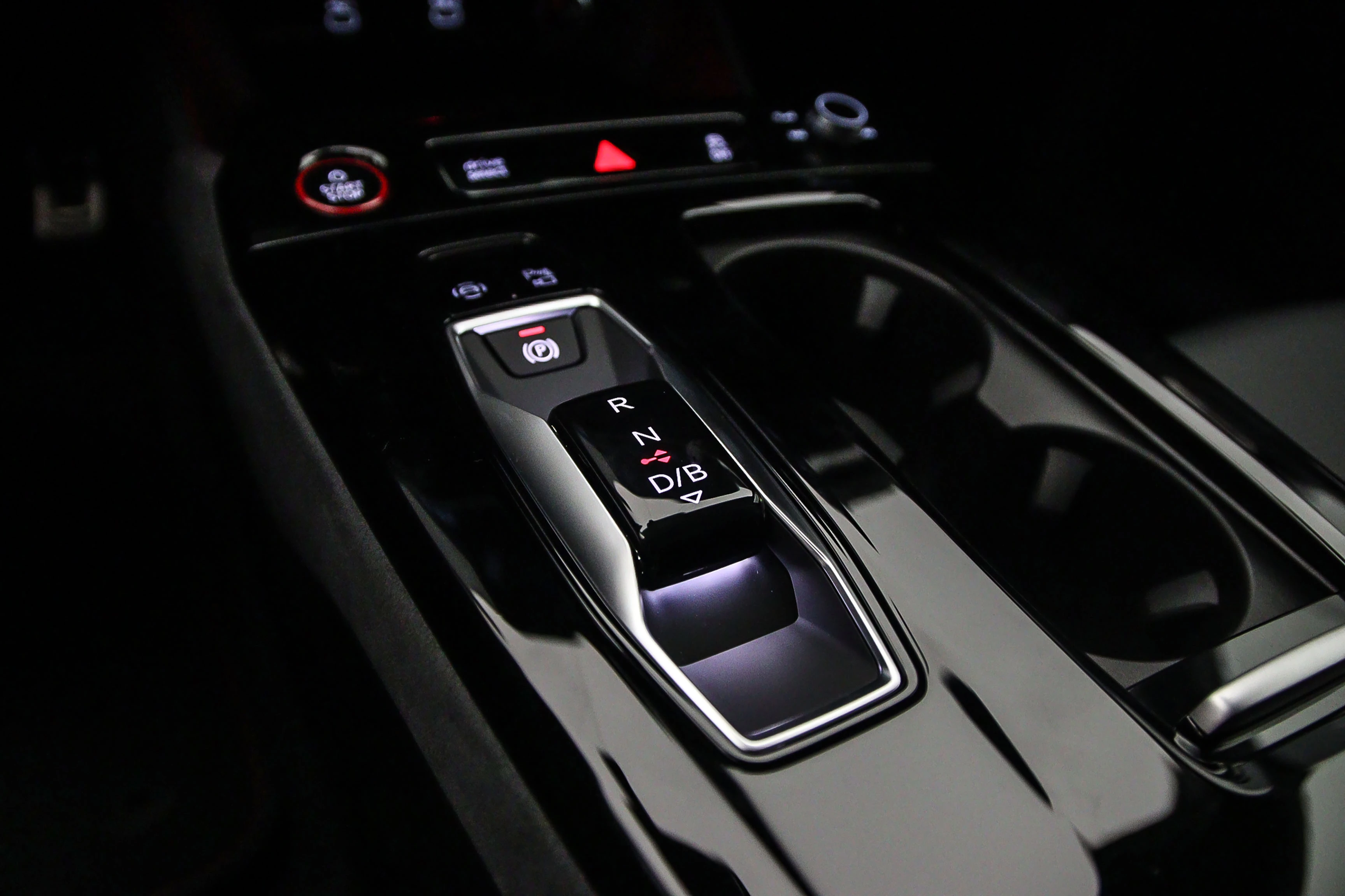 Hoofdafbeelding Audi A6 Avant e-tron