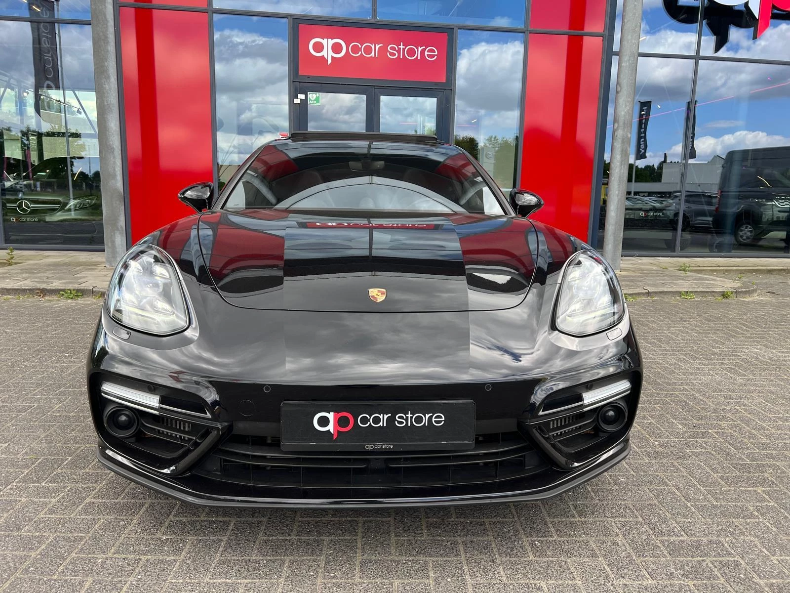 Hoofdafbeelding Porsche Panamera