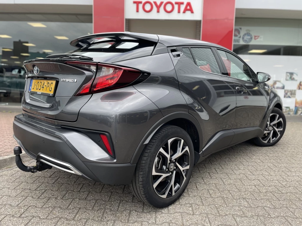 Hoofdafbeelding Toyota C-HR