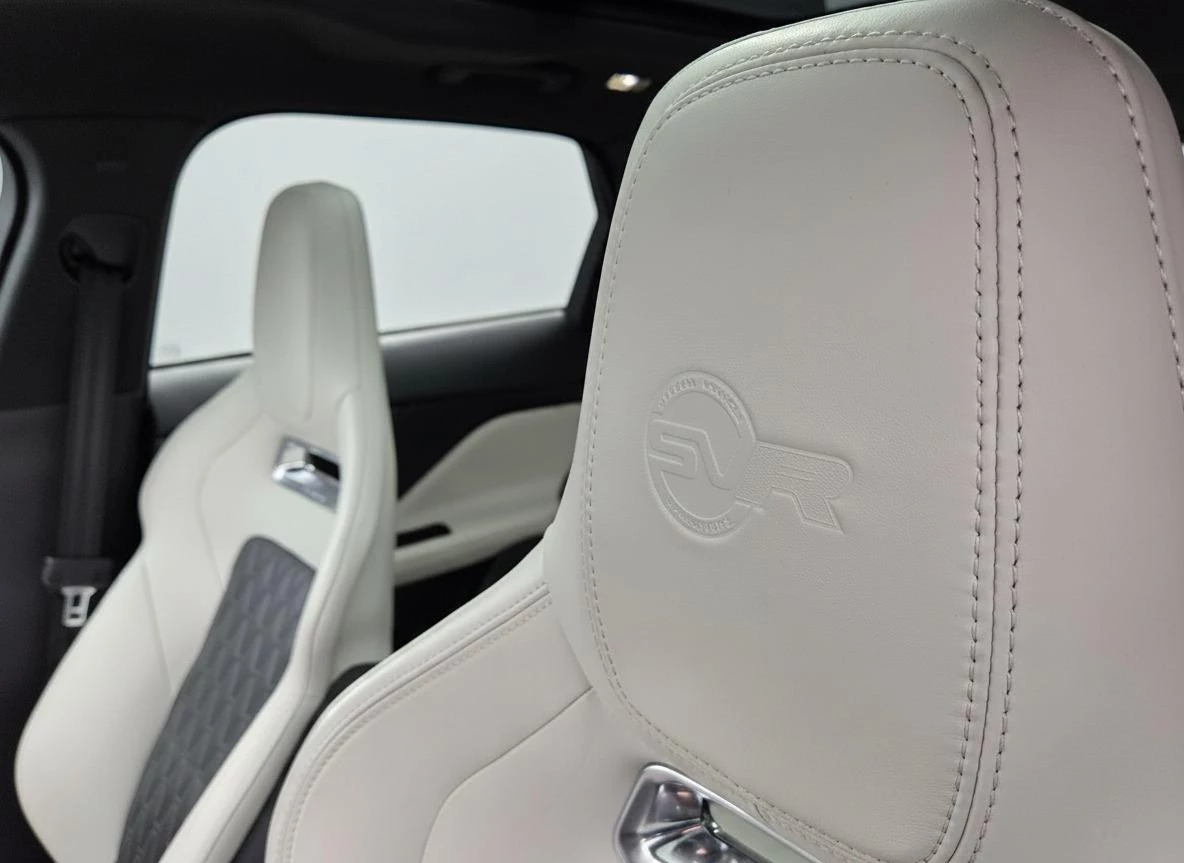 Hoofdafbeelding Jaguar F-PACE
