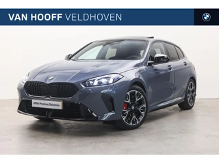 BMW 1 Serie 120 M Sport Automaat / Panoramadak / Sportstoelen / M Adaptief onderstel / Comfort Access / Achteruitrijcamera / Adaptieve LED
