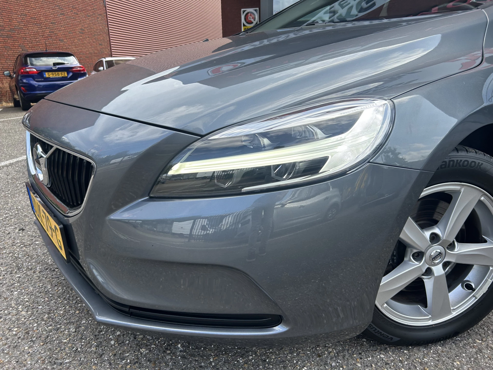 Hoofdafbeelding Volvo V40